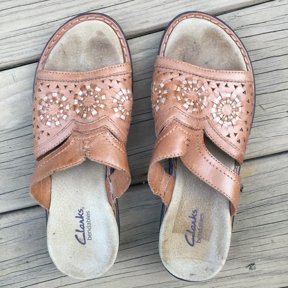 clarks woven leather slides